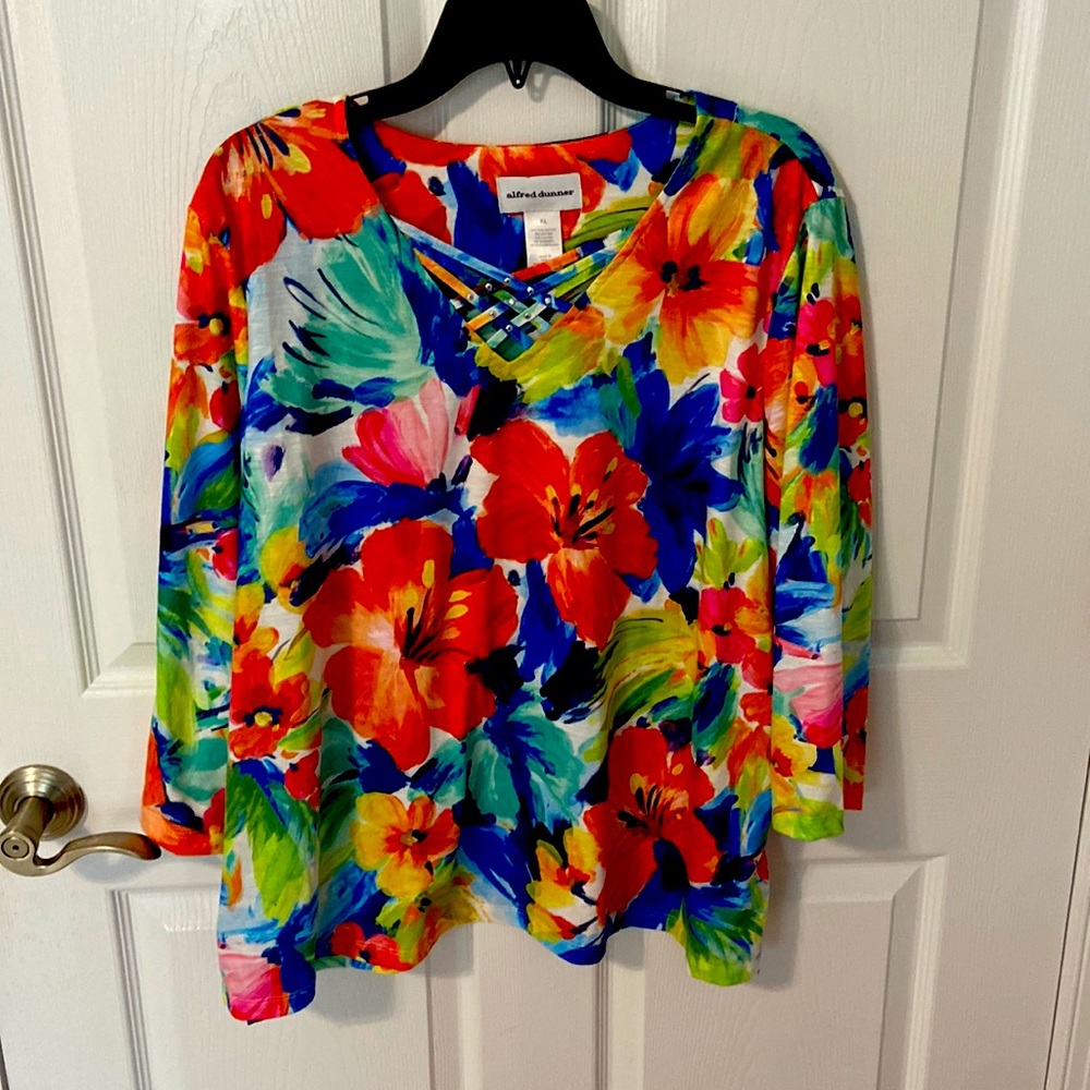 Alfred Dunner pull over blouse